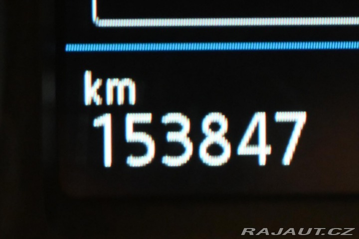 Volkswagen Passat 2,0 TDI 110kW DSG Busines 2023