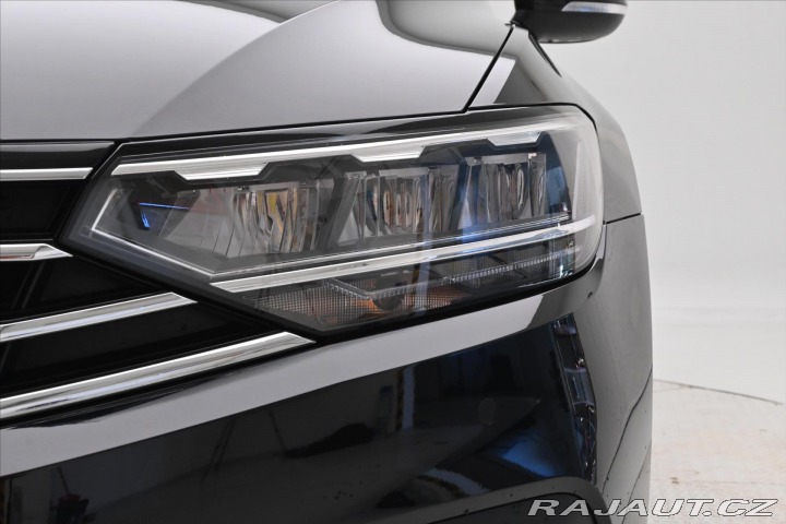 Volkswagen Passat 2,0 TDI 110kW DSG Busines 2023