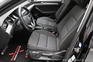 Volkswagen Passat 2,0 TDI 110kW DSG Busines 2023