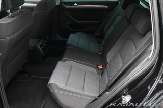 Volkswagen Passat 2,0 TDI 110kW DSG Busines 2023