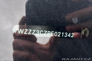 Volkswagen Passat 2,0 TDI 110kW DSG Busines 2023