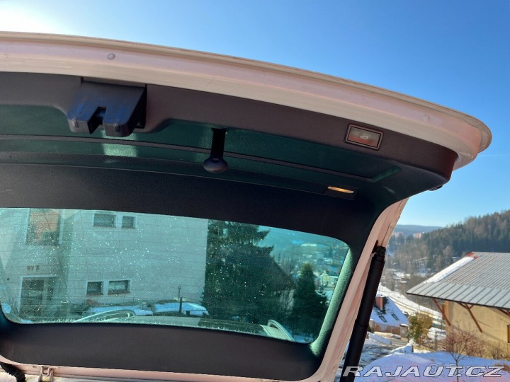 Škoda Superb 103 KW 4x4 Scout edice 2013