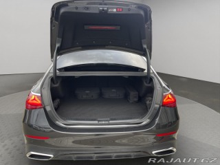 Mercedes-Benz E  2025