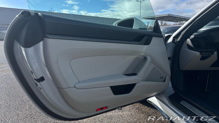 Porsche 911 Carrera S 2025