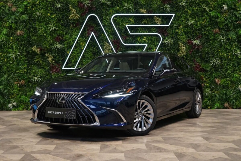 Lexus Ostatní modely ES 300h LUXURY*M&L*PANO*360*H