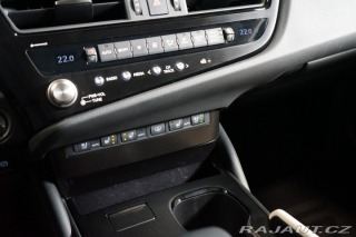 Lexus Ostatní modely ES 300h LUXURY*M&L*PANO*360*H 2024