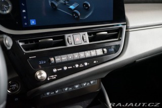 Lexus Ostatní modely ES 300h LUXURY*M&L*PANO*360*H 2024
