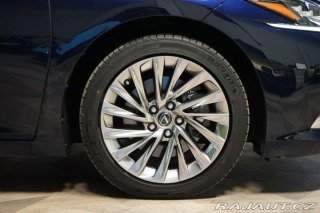 Lexus Ostatní modely ES 300h LUXURY*M&L*PANO*360*H 2024