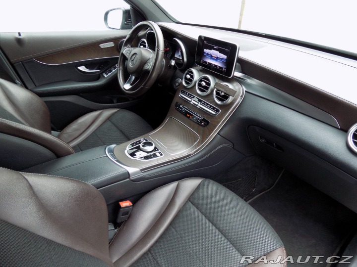 Mercedes-Benz GLC 250d/AMG Line/4-Matic/ČR/ 2018