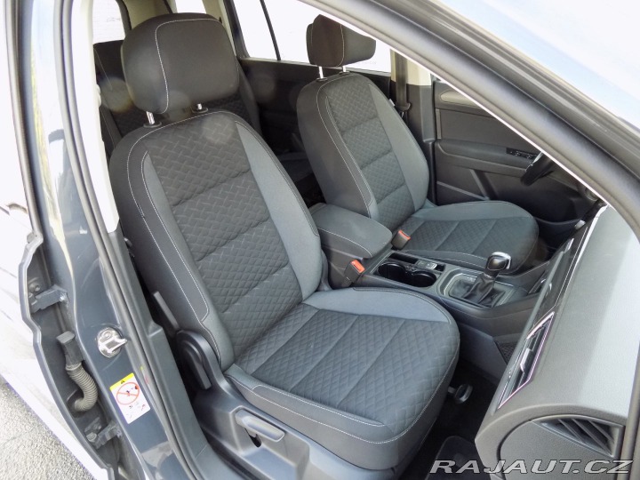 Volkswagen Touran 1.6TDI/JOIN/DSG/NAVI/LED/ 2018