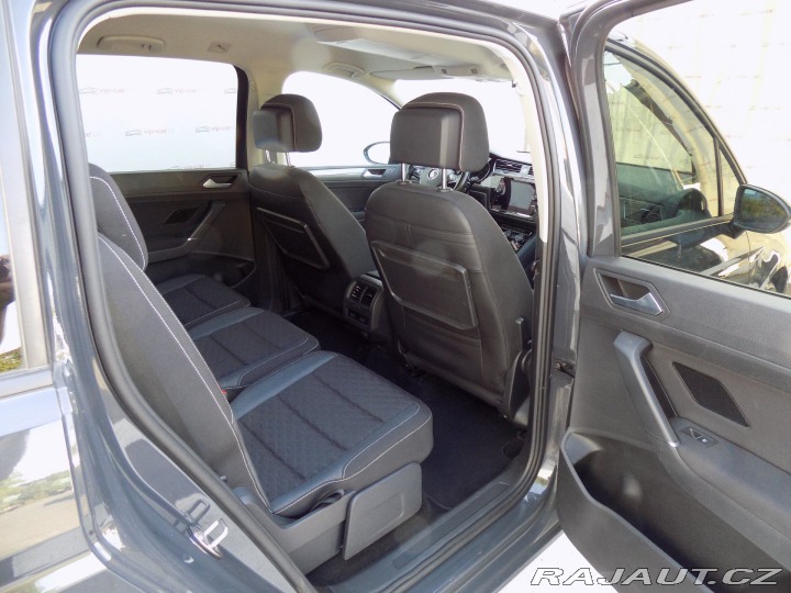 Volkswagen Touran 1.6TDI/JOIN/DSG/NAVI/LED/ 2018