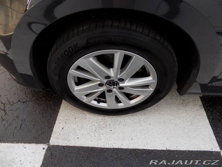 Volkswagen Touran 1.6TDI/JOIN/DSG/NAVI/LED/ 2018