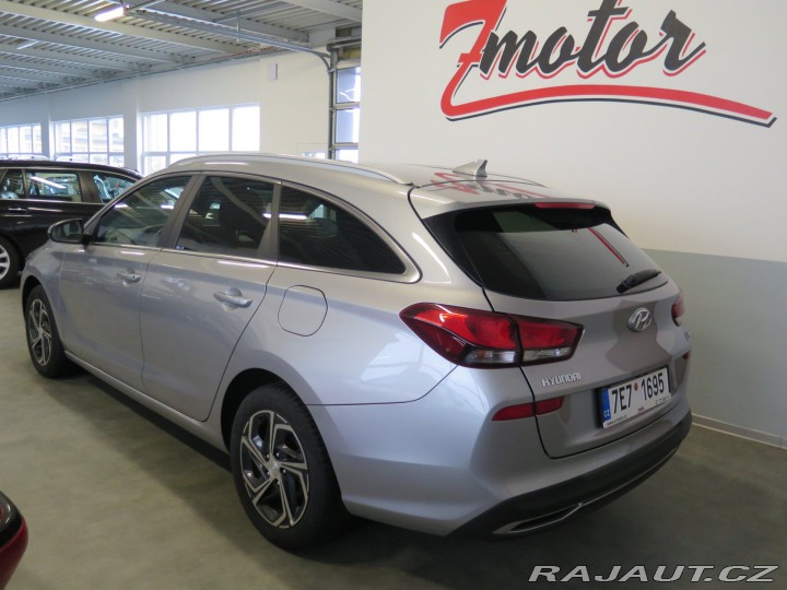 Hyundai i30 1.5T-GDi MHEV,tažné,kamer 2021