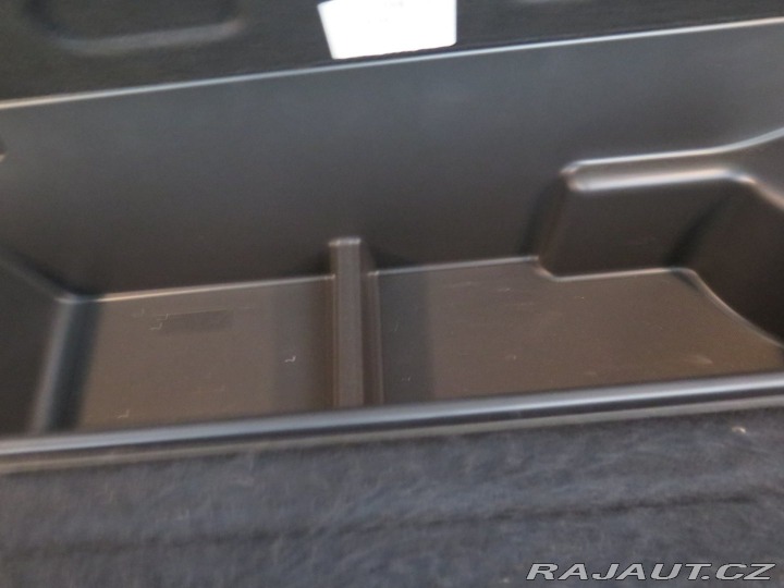 Hyundai i30 1.5T-GDi MHEV,tažné,kamer 2021