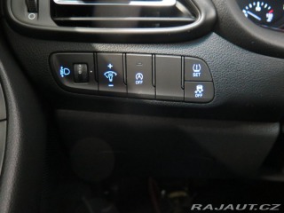 Hyundai i30 1.5T-GDi MHEV,tažné,kamer 2021