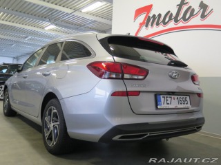 Hyundai i30 1.5T-GDi MHEV,tažné,kamer 2021
