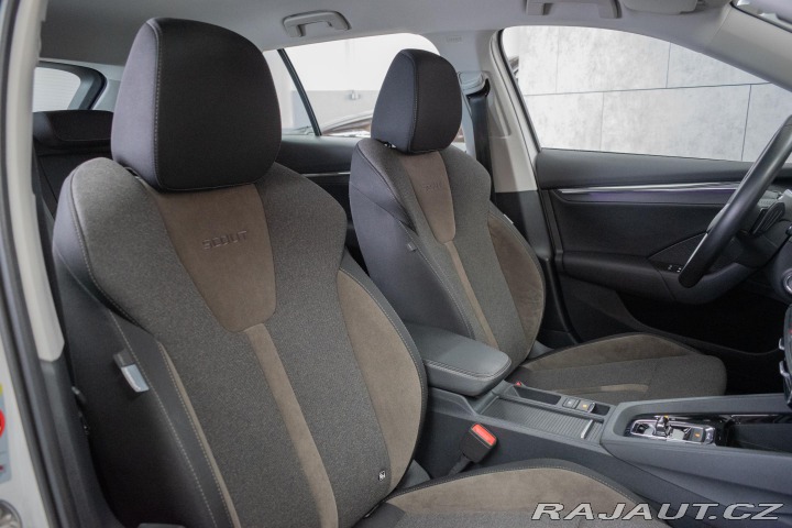 Škoda Octavia SCOUT 2.0 TSI 4x4*TAŽNÉ*Č 2022