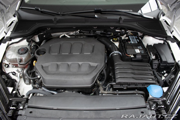 Škoda Octavia SCOUT 2.0 TSI 4x4*TAŽNÉ*Č 2022