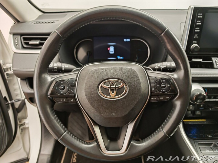 Toyota RAV4  2021