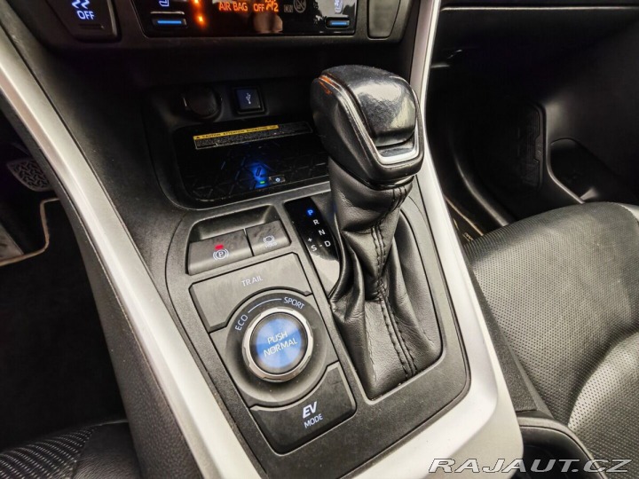 Toyota RAV4 Executiv, 4x4, Hybrid 2021