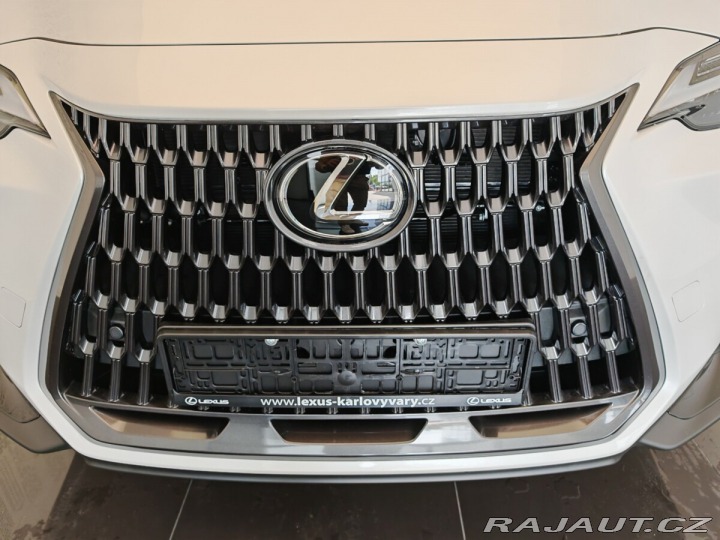 Lexus Ostatní modely NX 450h plus 450h+ Executive TOP 2025