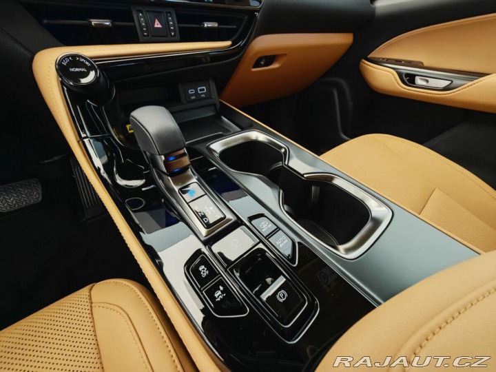 Lexus Ostatní modely NX 450h plus 450h+ Executive TOP 2024