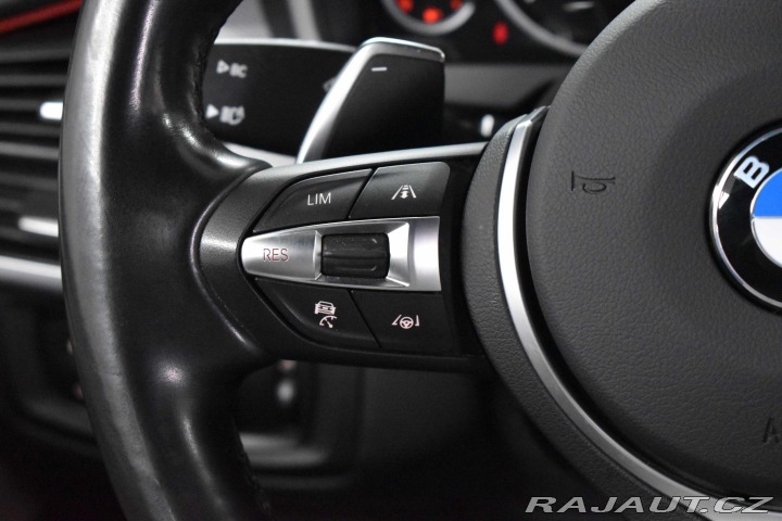 BMW X5 xDrive30d REZERVACE 2017