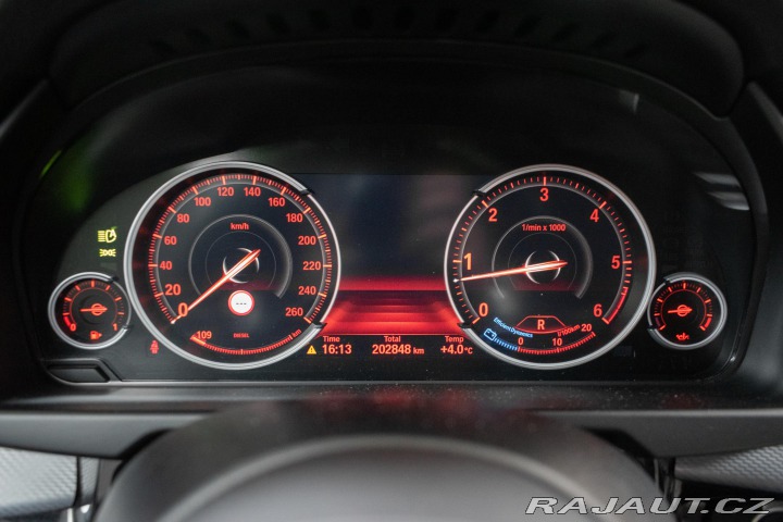 BMW X5 xDrive30d REZERVACE 2017