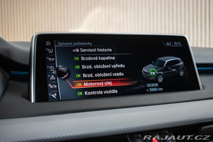 BMW X5 xDrive30d REZERVACE 2017