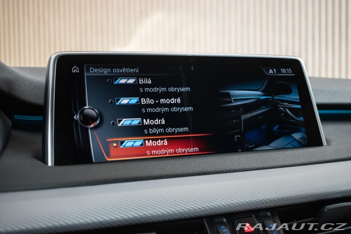 BMW X5 xDrive30d REZERVACE 2017