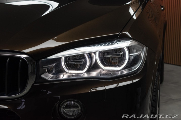 BMW X5 xDrive30d REZERVACE 2017