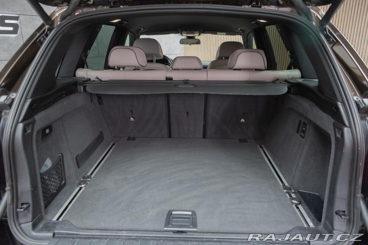 BMW X5 xDrive30d REZERVACE 2017