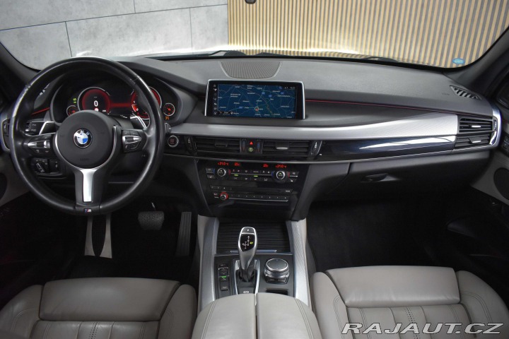 BMW X5 xDrive30d REZERVACE 2017