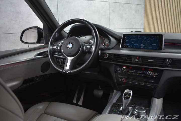 BMW X5 xDrive30d REZERVACE 2017