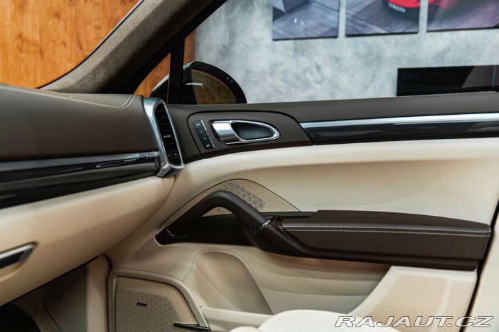 Porsche Cayenne BR TURBO, PTS, EXCLUSIVE, 2011