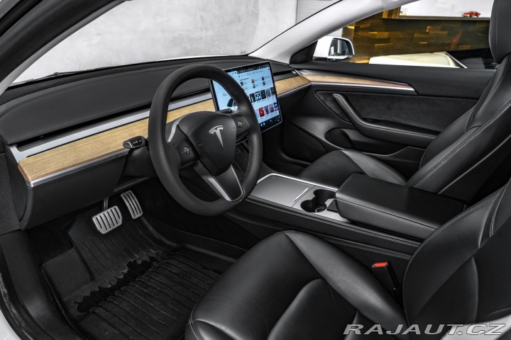 Tesla Model 3 Dual Motor Performance 2021