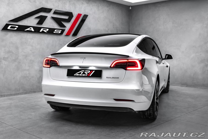 Tesla Model 3 Dual Motor Performance 2021