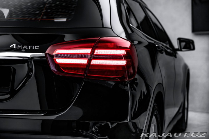 Mercedes-Benz GLA 4Matic 2018