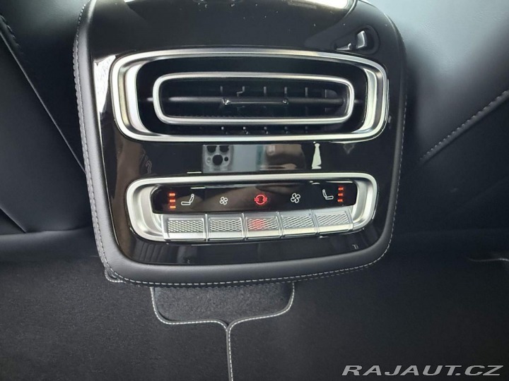 Omoda 9 Premium 1.5t GDI SHS AWD 2026