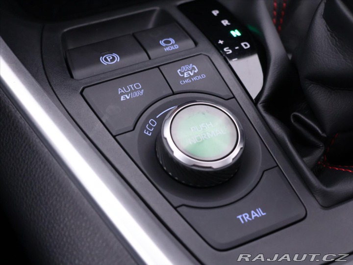 Toyota RAV4 2,5 Plug-In 136kW 4WD CZ 2021