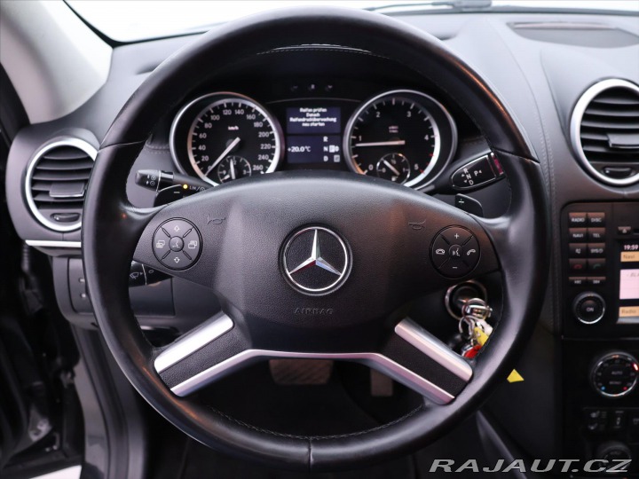 Mercedes-Benz GL 3,0 155kW 4Matic 7.míst 3 2010