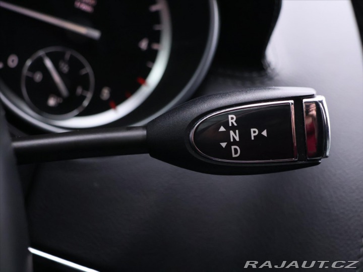 Mercedes-Benz GL 3,0 155kW 4Matic 7.míst 3 2010