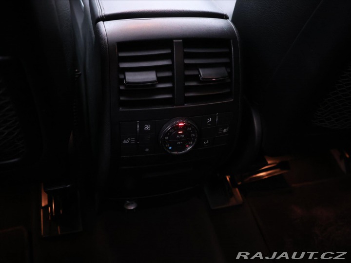 Mercedes-Benz GL 3,0 155kW 4Matic 7.míst 3 2010