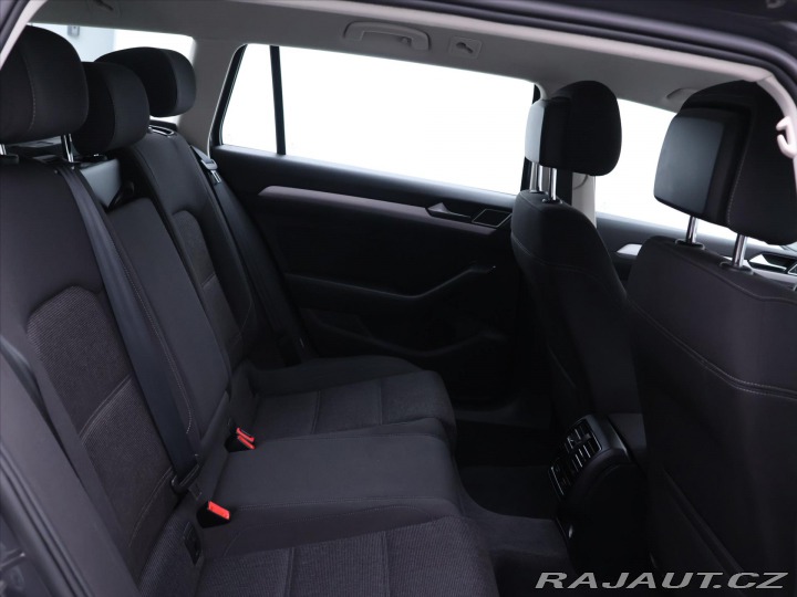 Volkswagen Passat 2,0 TDI 110kW DSG Comfort 2015