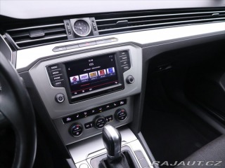 Volkswagen Passat 2,0 TDI 110kW DSG Comfort 2015