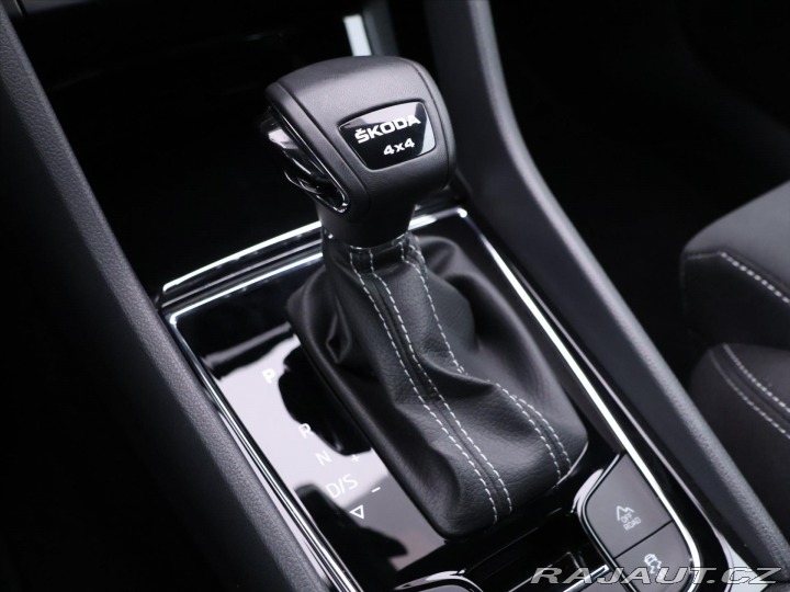 Škoda Karoq 2,0 TDI DSG 4x4 Sportline 2023