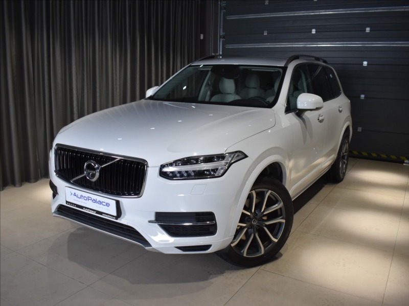 Volvo XC90 2,0 D5 AWD Mometum Vzduch