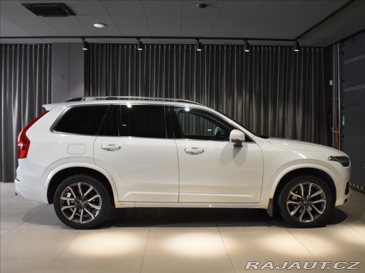 Volvo XC90 2,0 D5 AWD Mometum Vzduch 2018