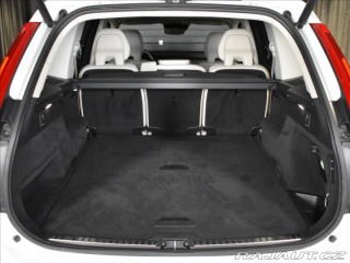 Volvo XC90 2,0 D5 AWD Mometum Vzduch 2018