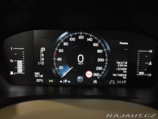 Volvo XC90 2,0 D5 AWD Mometum Vzduch 2018